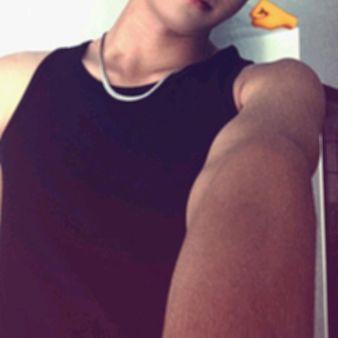 杨砚宁