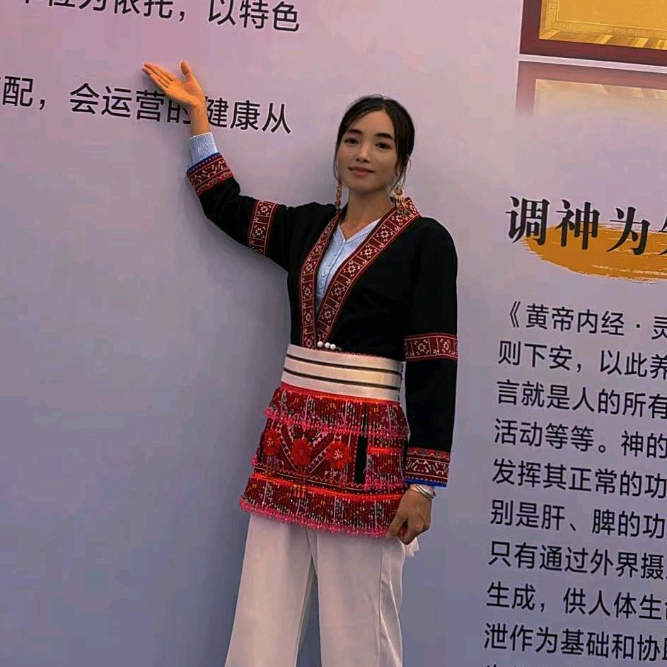 金梅 跃莱调理师
