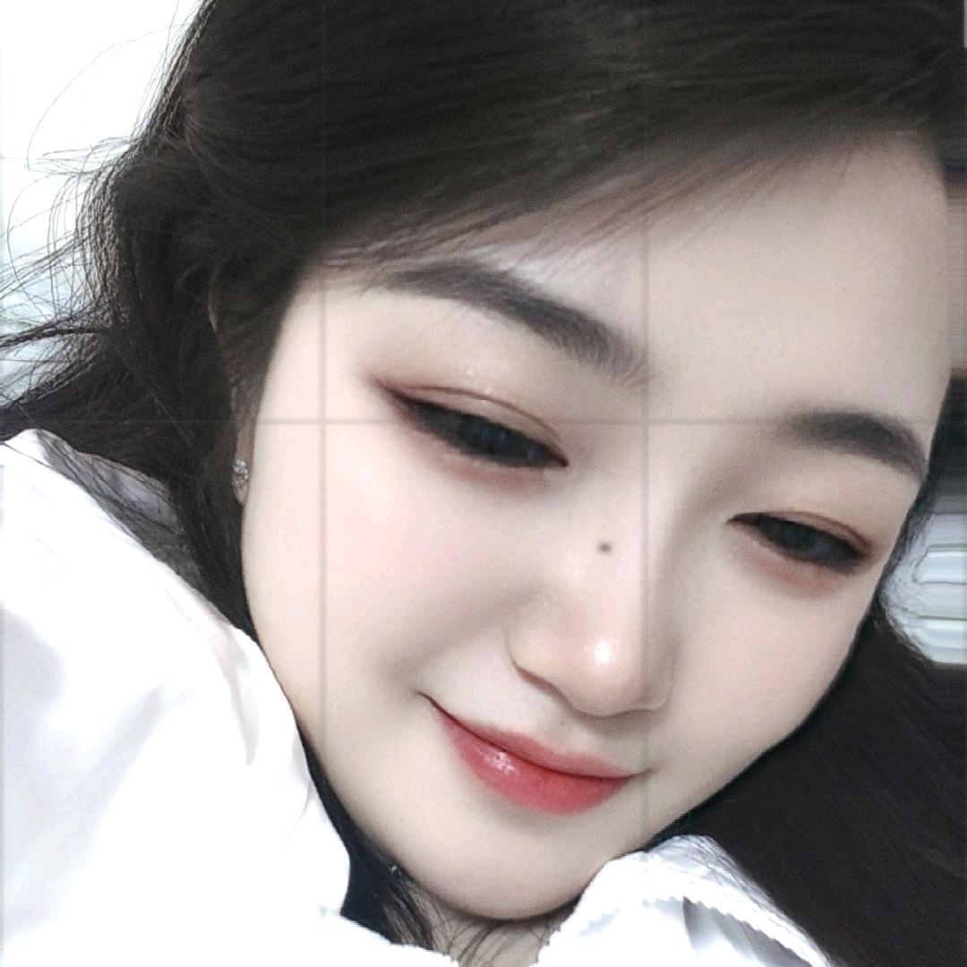 玲玲柒