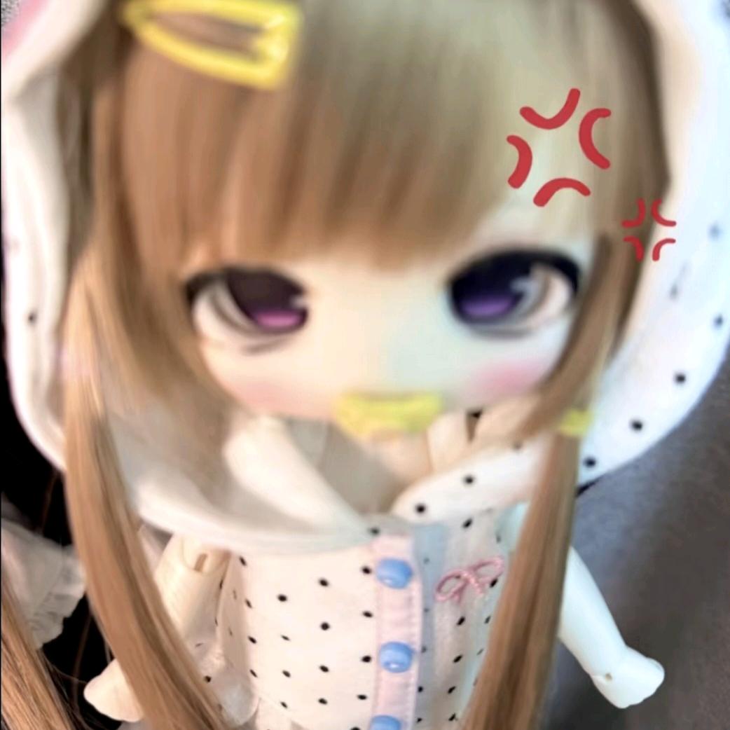 摆烂的白色薯片