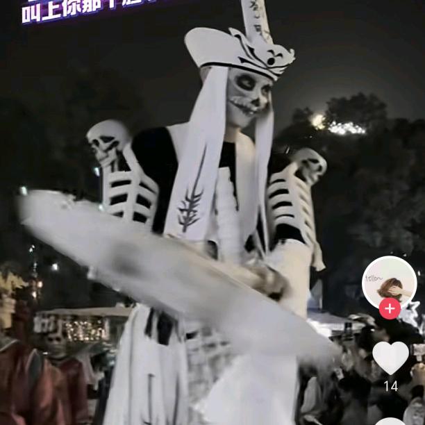 哇快看我祖宗来了