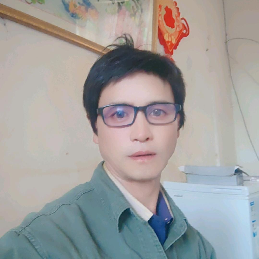 开心幸福。我是自一个云南农村，爱玩爱唱，