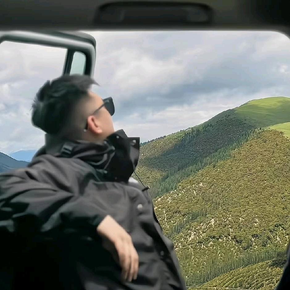 跑不动的小郑.