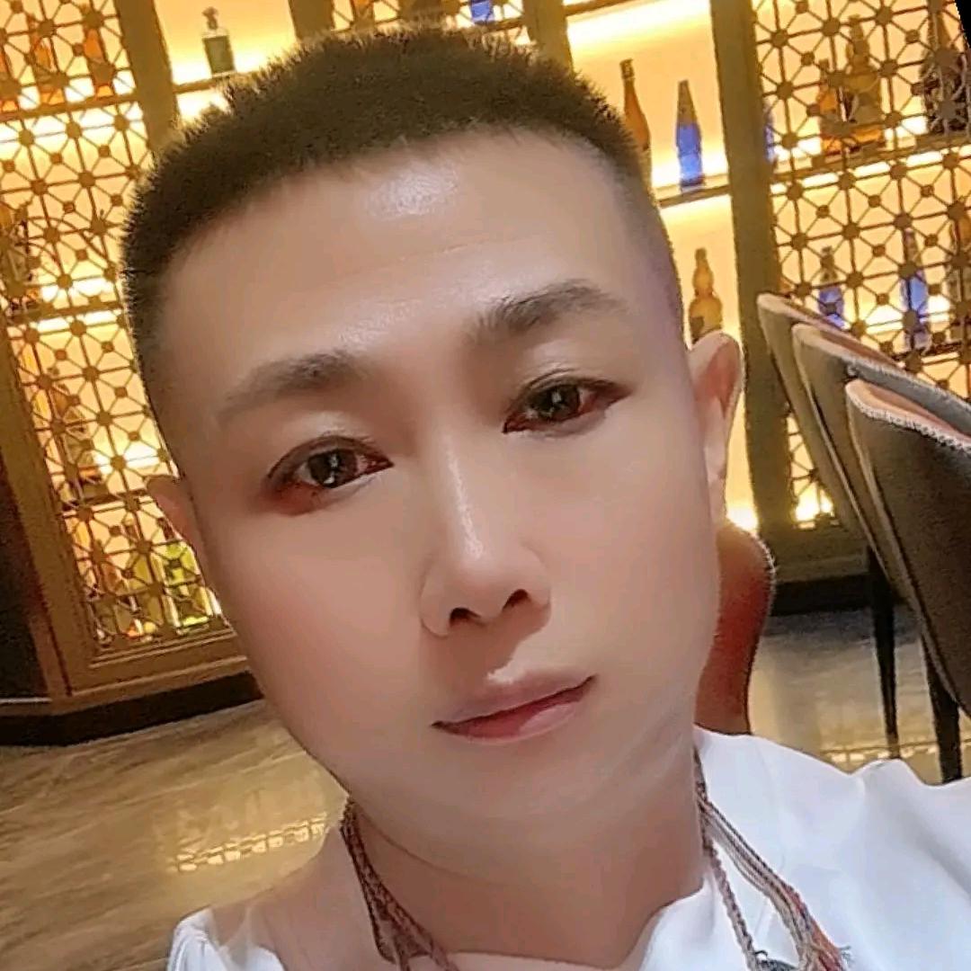 快乐🐍小哥