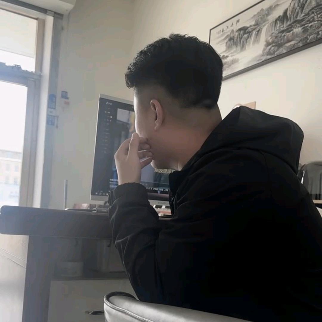 马龙新