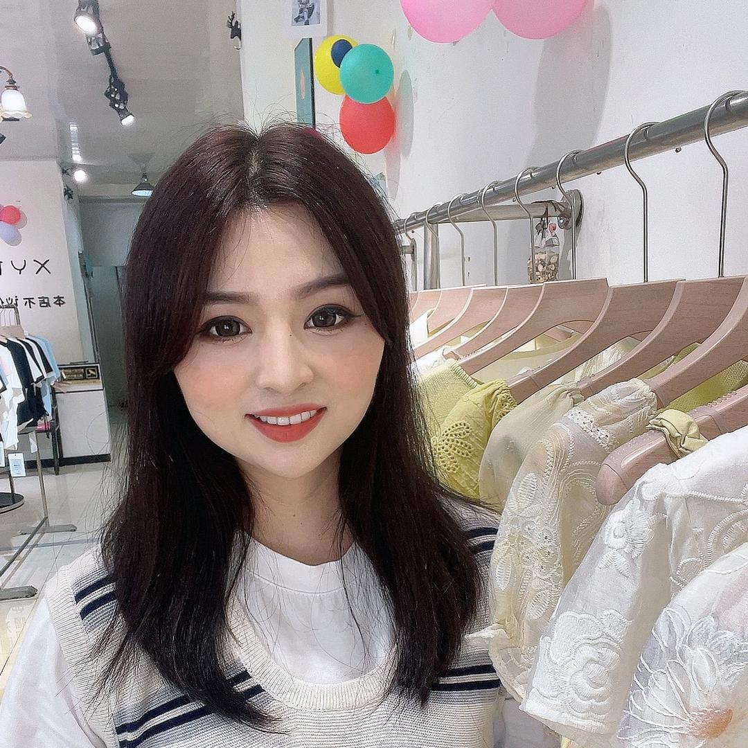 莉莉～在达州卖女装