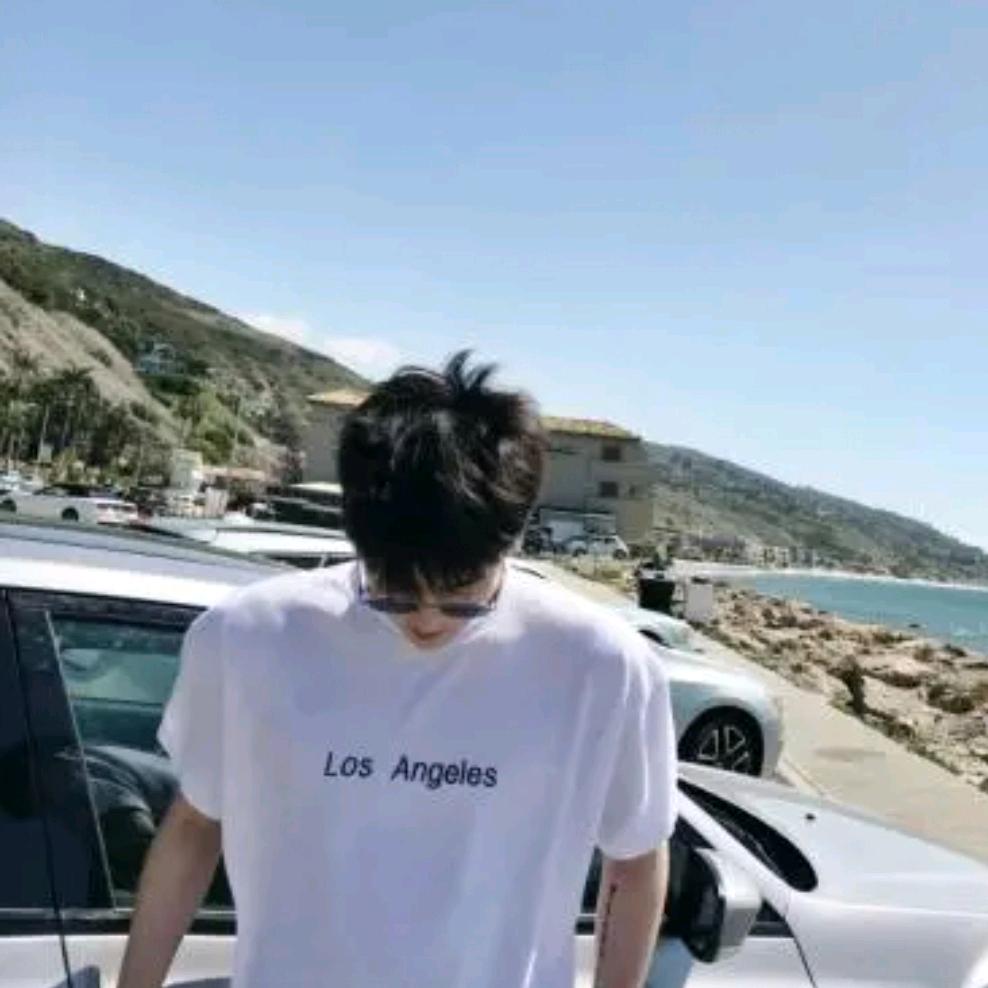 AAA吕试不爽