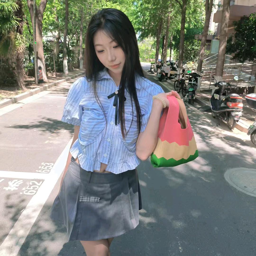 ღnine