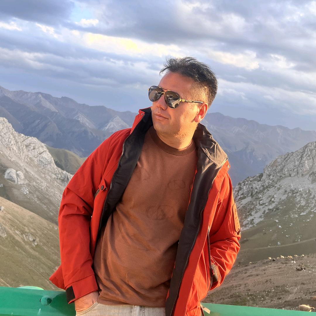 地力木拉提教练（霍城县）