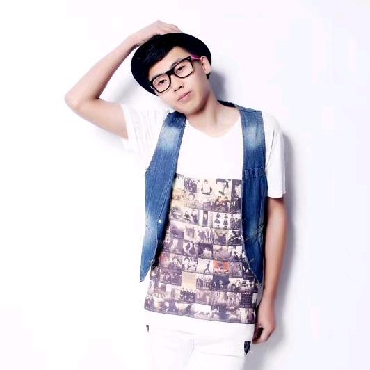 𝒀𝑳𝑮🍊抹杀你的暧昧