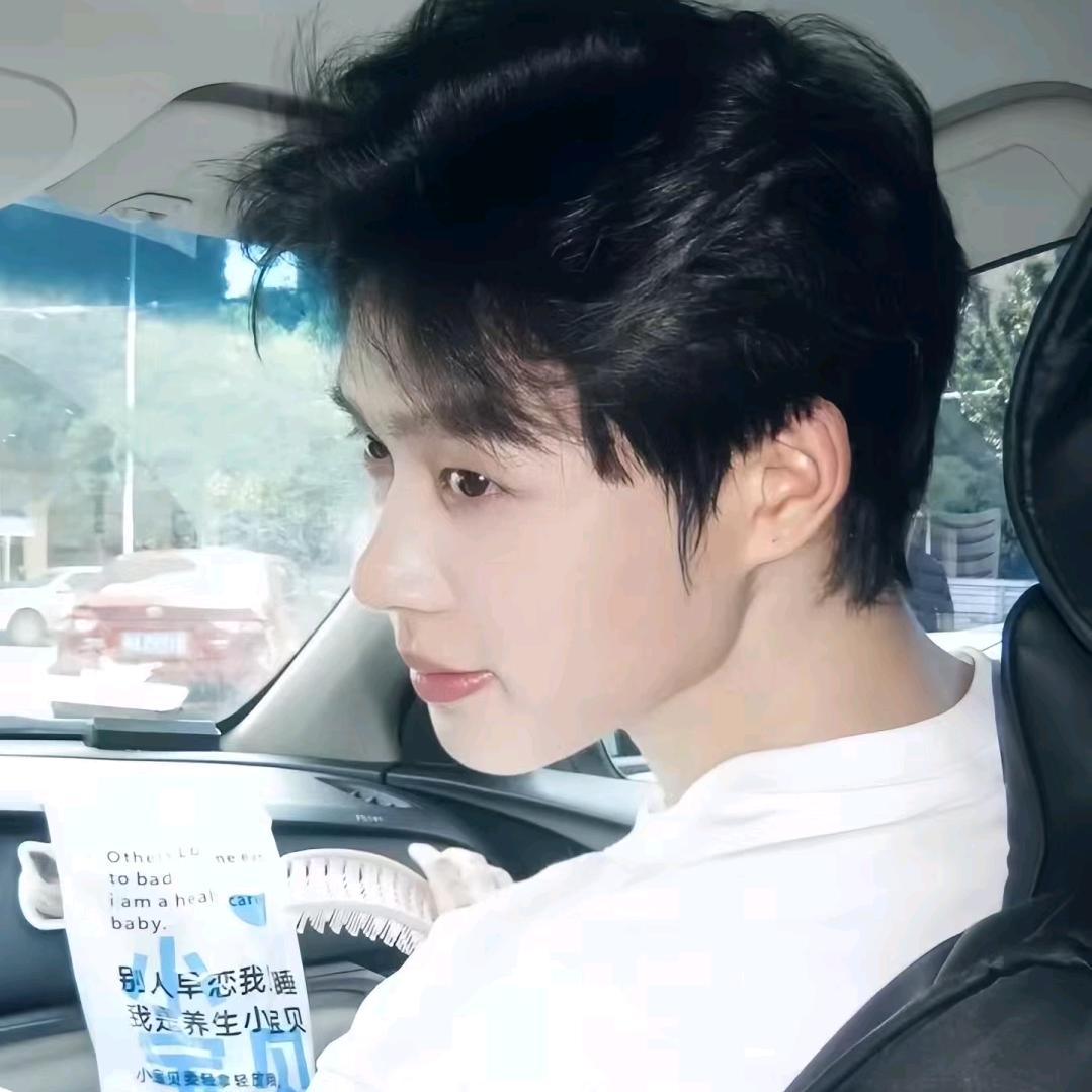 我喜欢睡觉⚈₃⚈