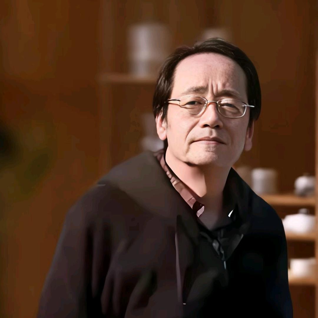 房县佰皇大百货店（个体工商户）