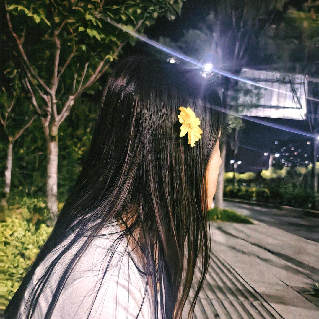 贺贺-吖