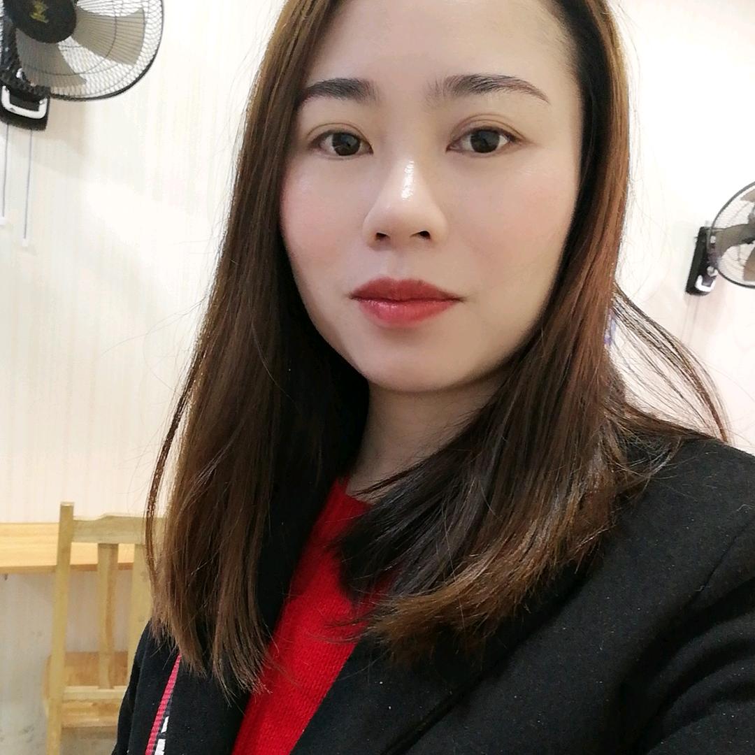 黄卿