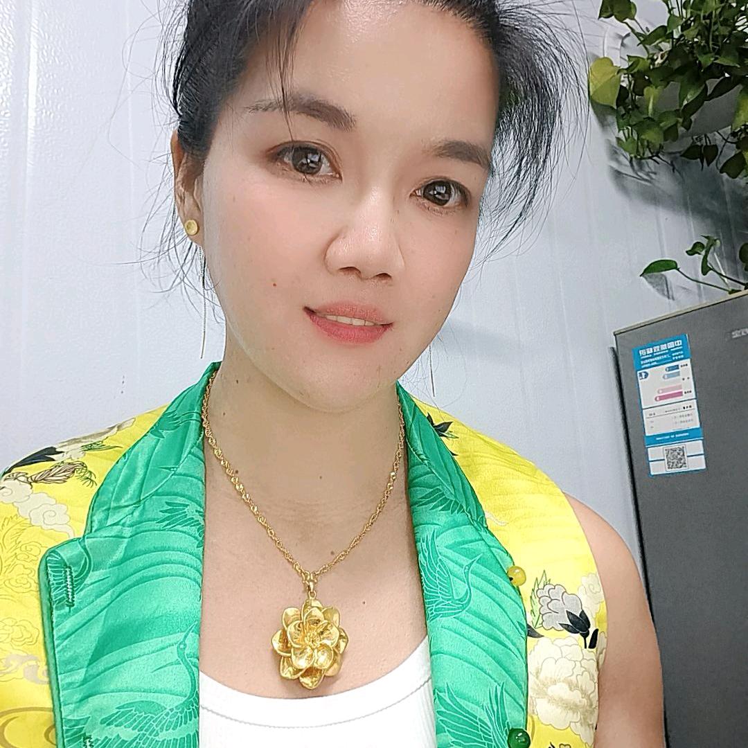 云都电商布依妹