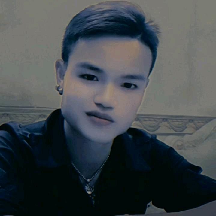 ..”.小..，哥。。，，