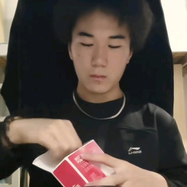 神明纪强（不想吃辣堡）