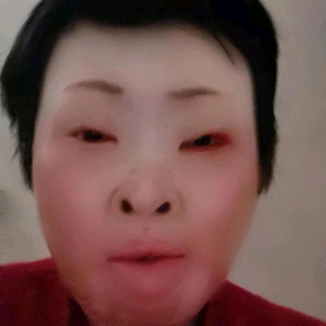 丑女人（）