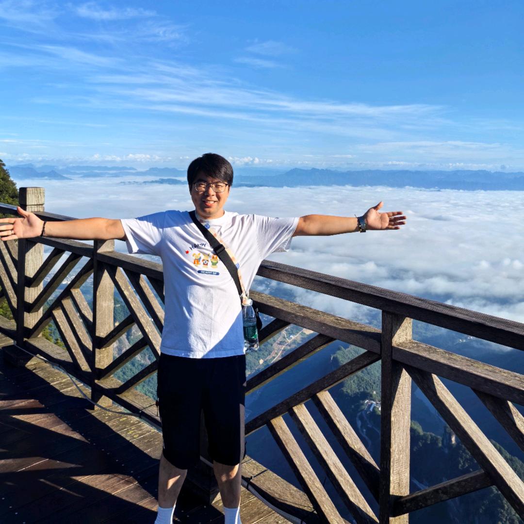 教乐器的臧老师