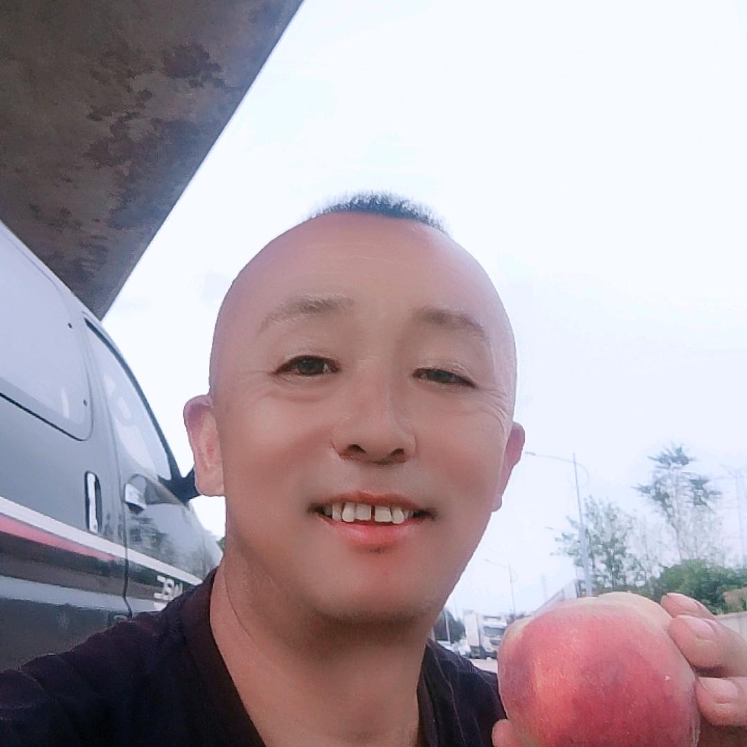 卖梨专业户倪国华
