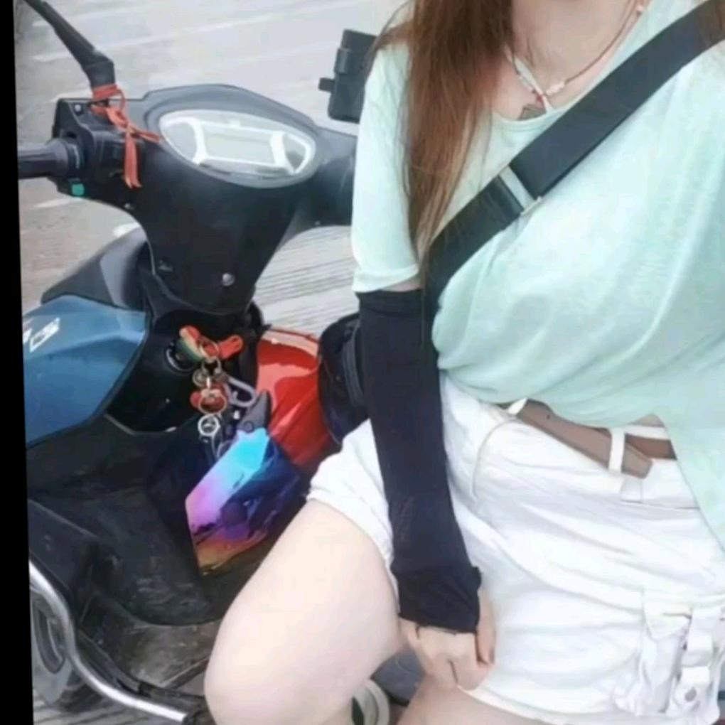👉广西周氏❤️婷🌺∠❀)_