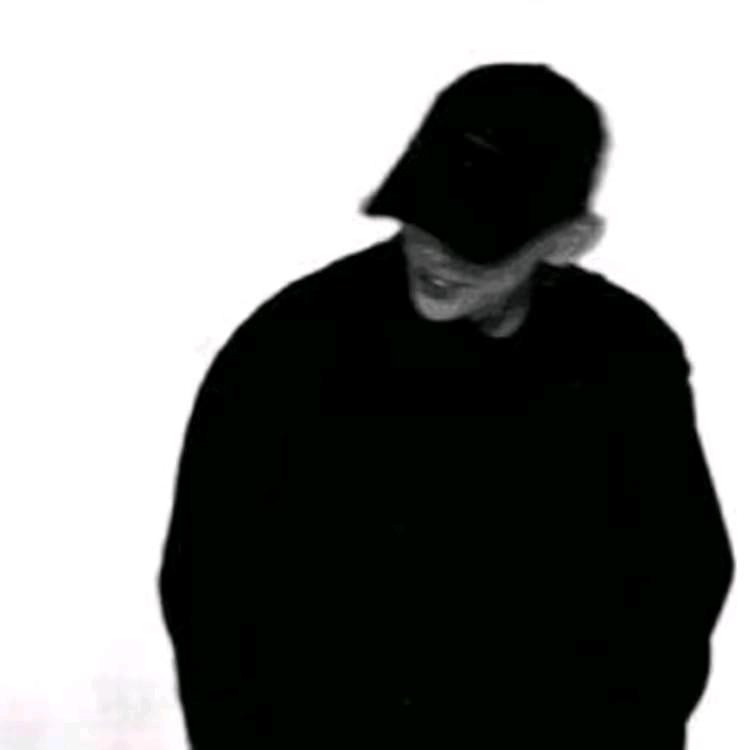 C L