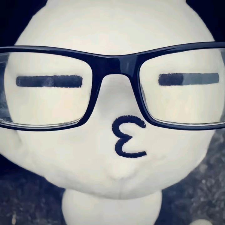 冰岛下了雪