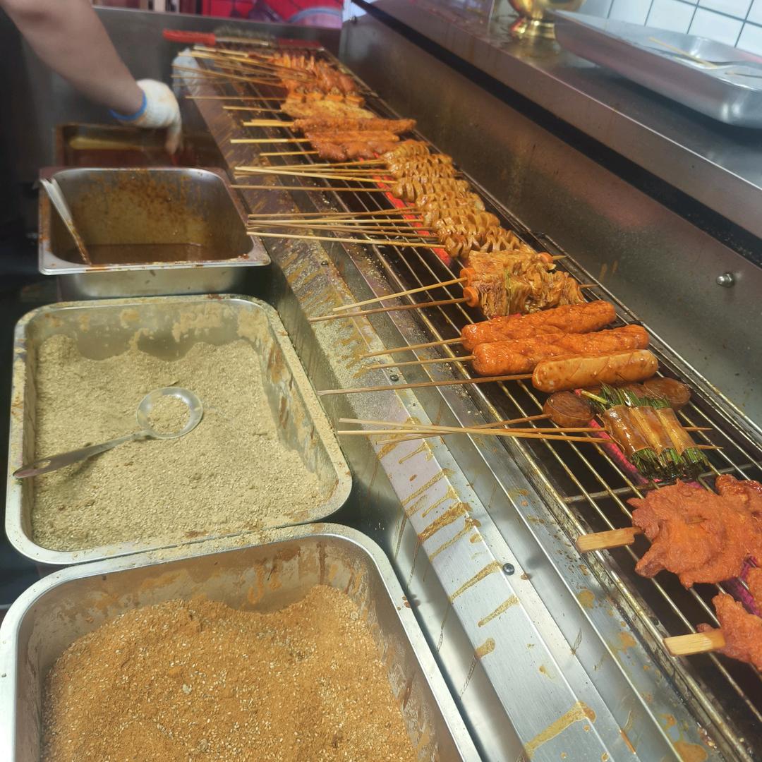 洧川硕硕家烤面筋 各种烤串