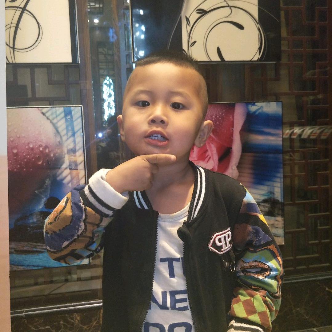 于田县牛员外潮汕牛肉火锅店