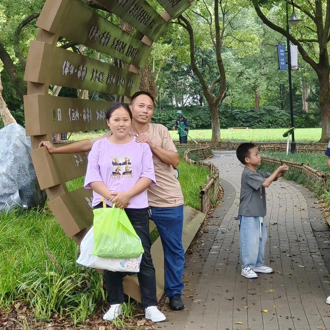 小陆系统门窗安装