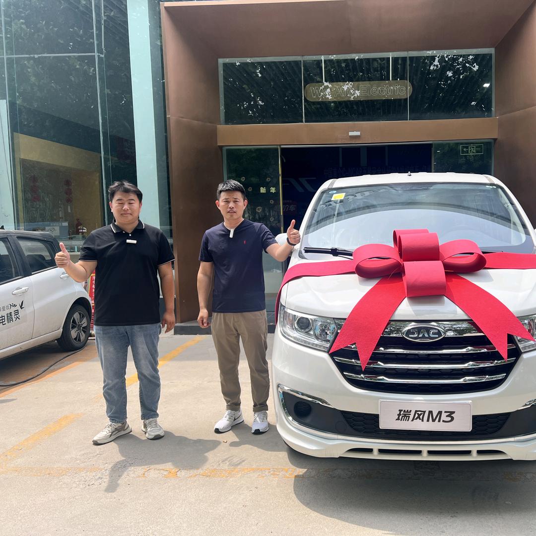 德州跃翔新能源—王哥