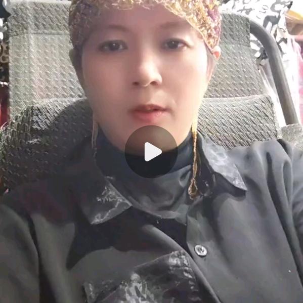 俏夕阳中老年服饰，艳姐