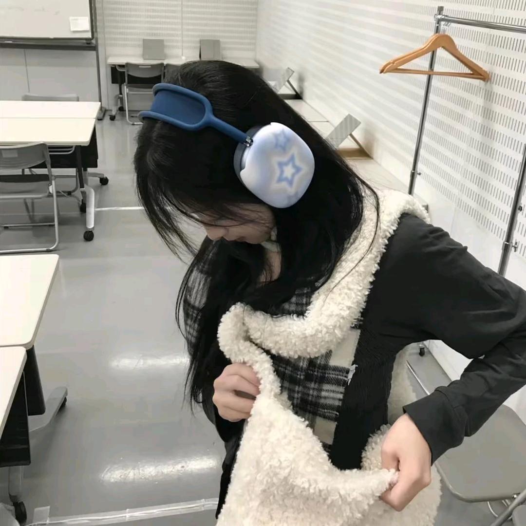 西西头像