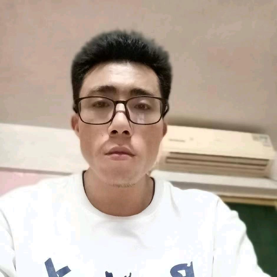 杨通兴   广西巴马  单身的