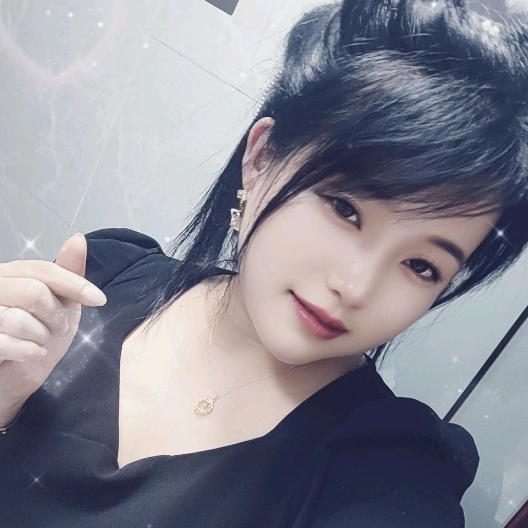 周梦忆