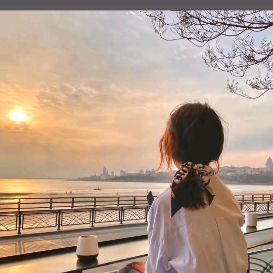 沐初甄选