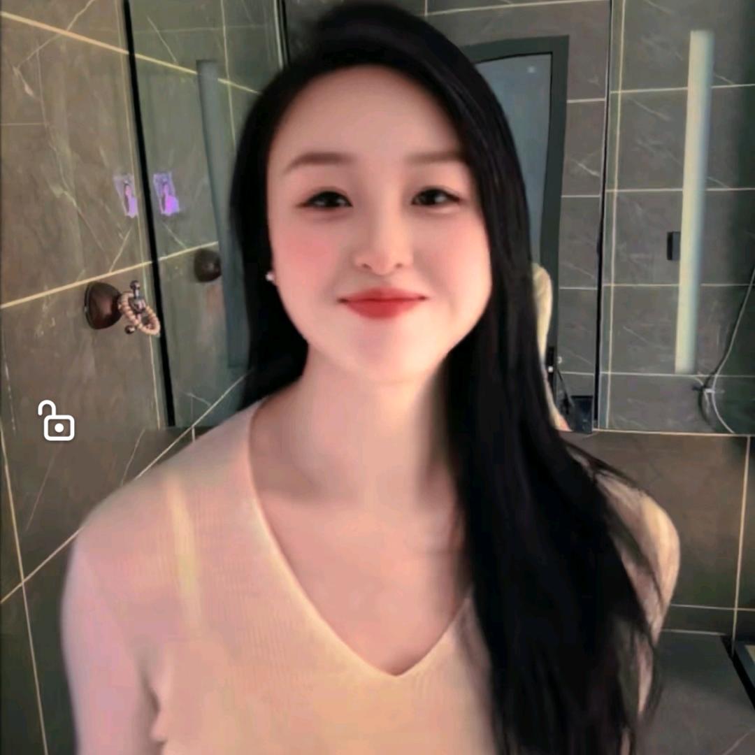 𝓚𝓸𝓶𝓸𝓻𝓮𝓫𝓲哑哑