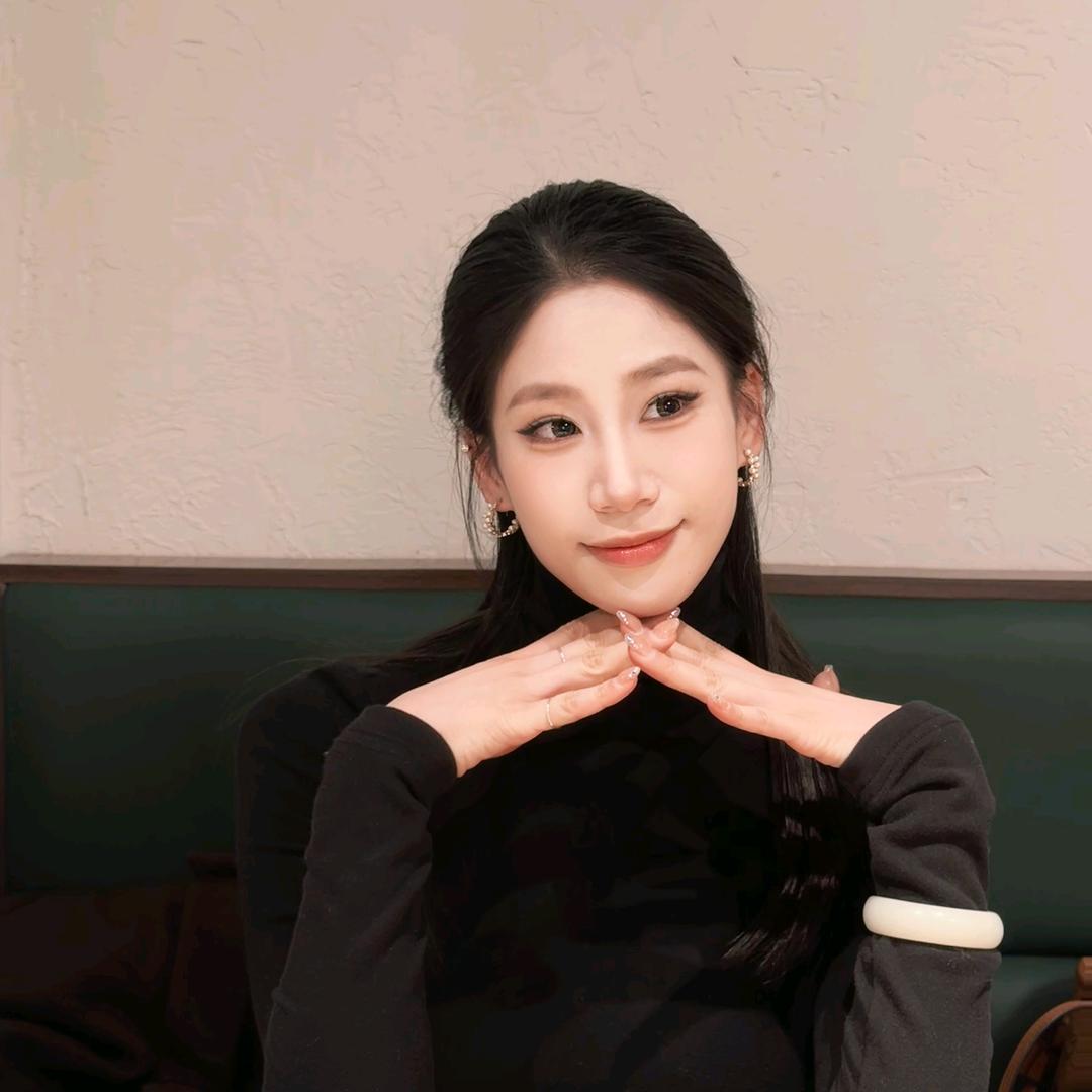 zyx