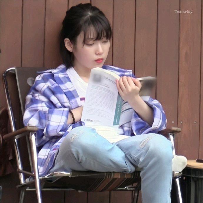 爱睡觉的喵