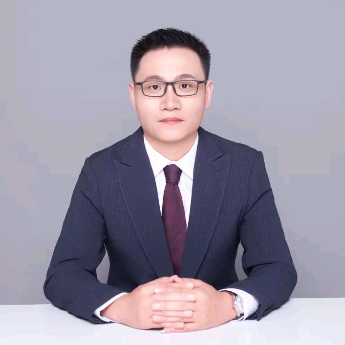 情报员平哥