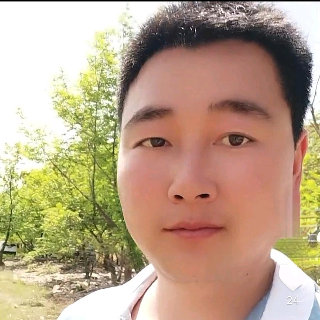 袁志（单身爸爸）