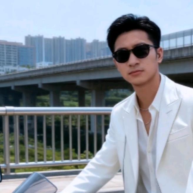 🦋ꦿ青春无悔（尊师达慧