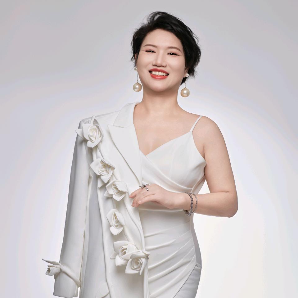 红红火🔥桃子老师