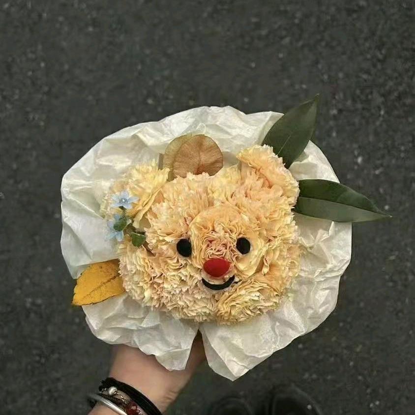 吴发珠头像