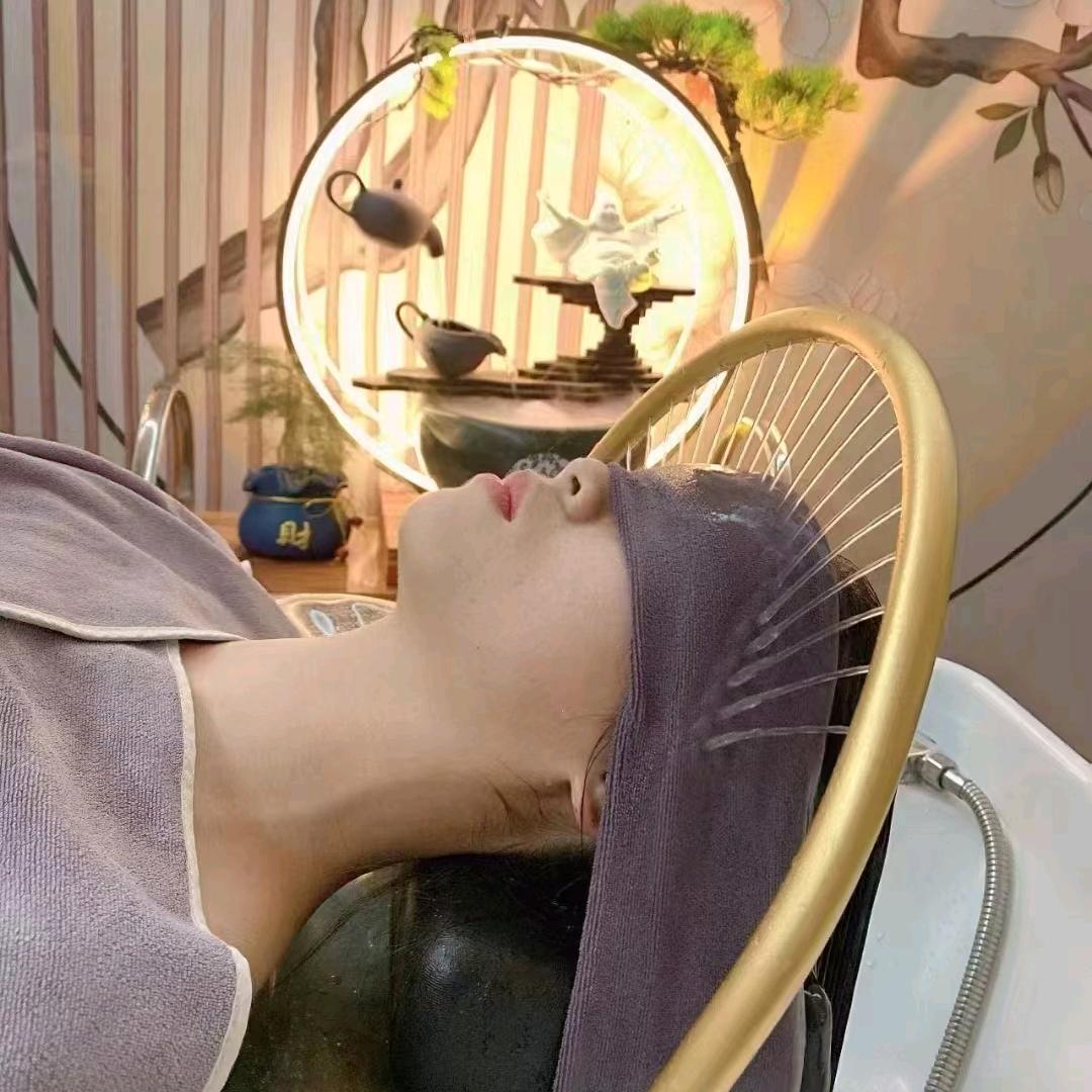 A清茶麸原浆养发馆（世欧王庄城店）