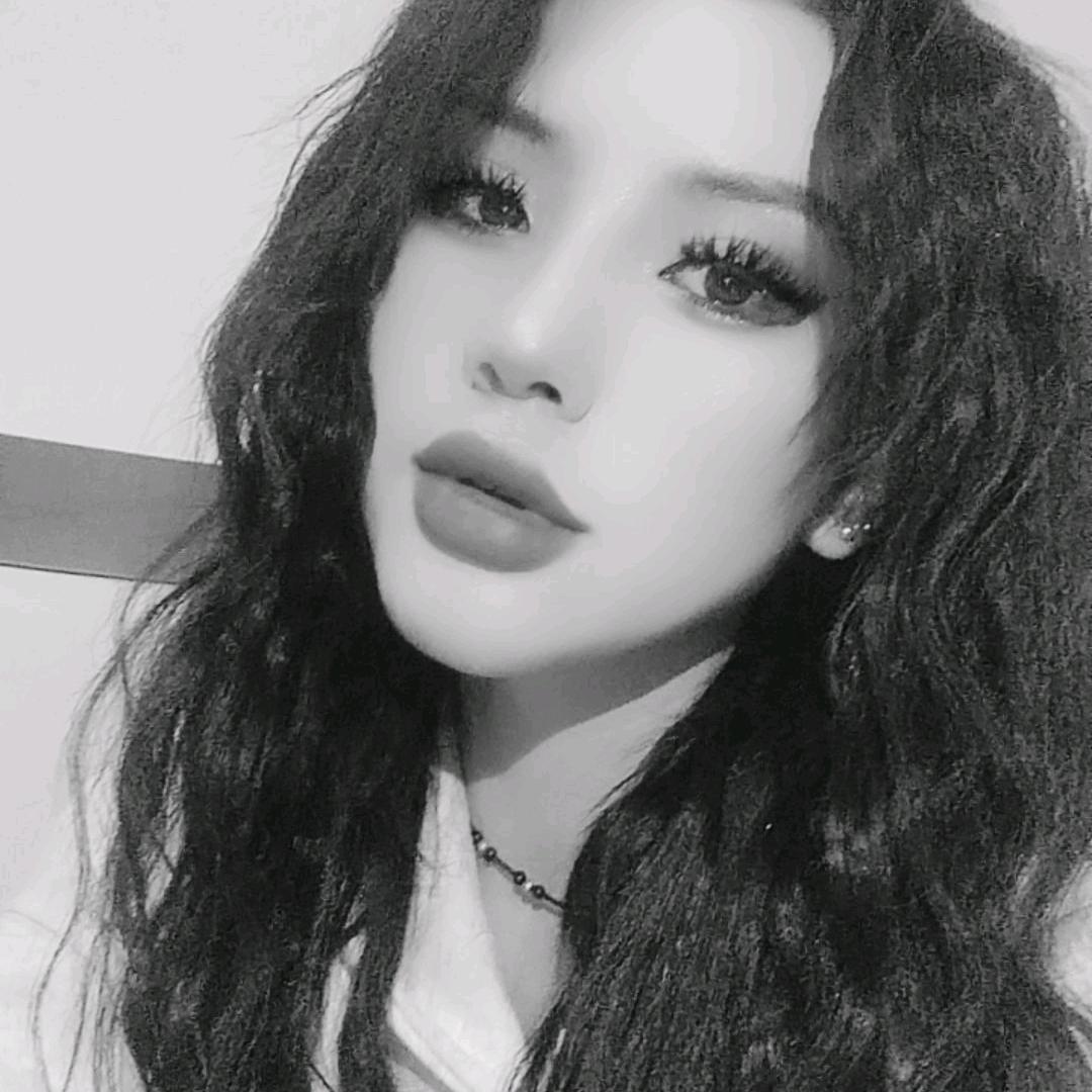 💋妮娅 💋