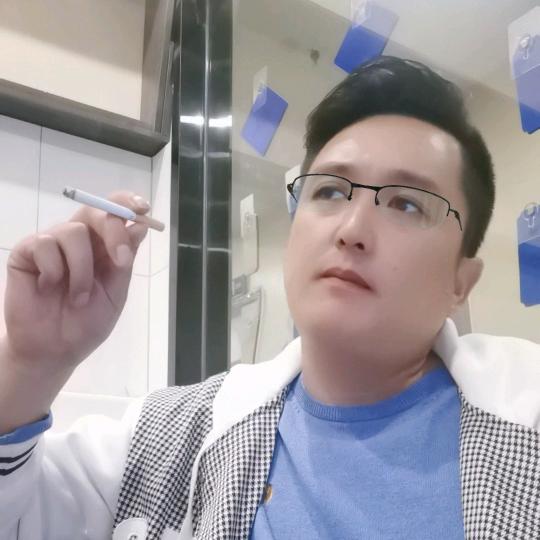 贵！在坚持，侯春雷