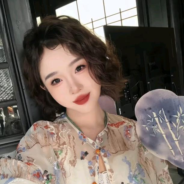 yolo宥娄- 日常穿搭