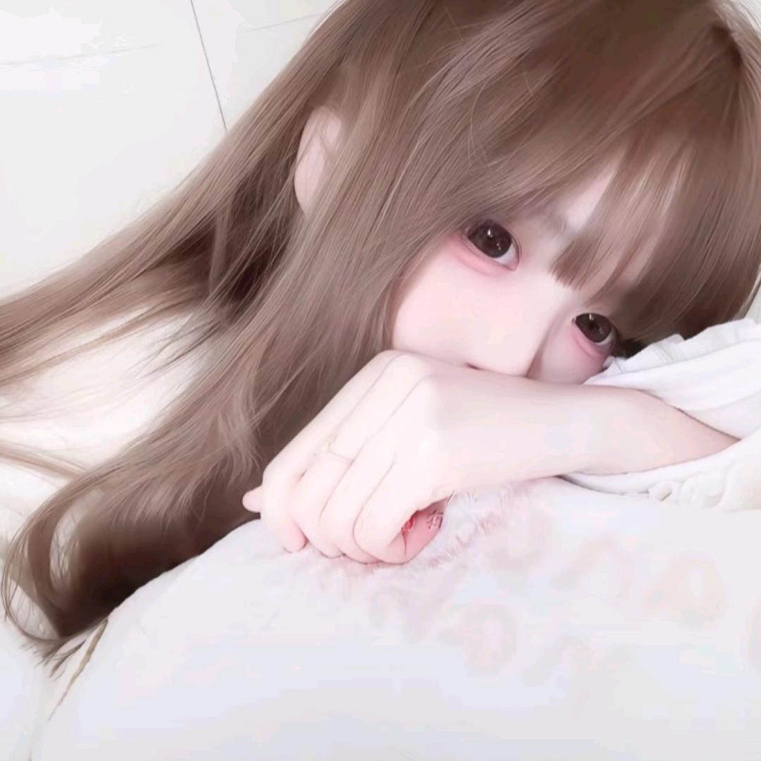 呆郁.（莹冰）