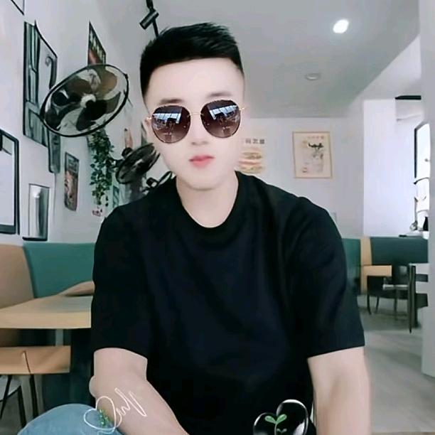 ³⁹杜的风♡⃘̎ ̶